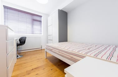 Amble Grove, Jesmond Vale, Newcastle - Image 3